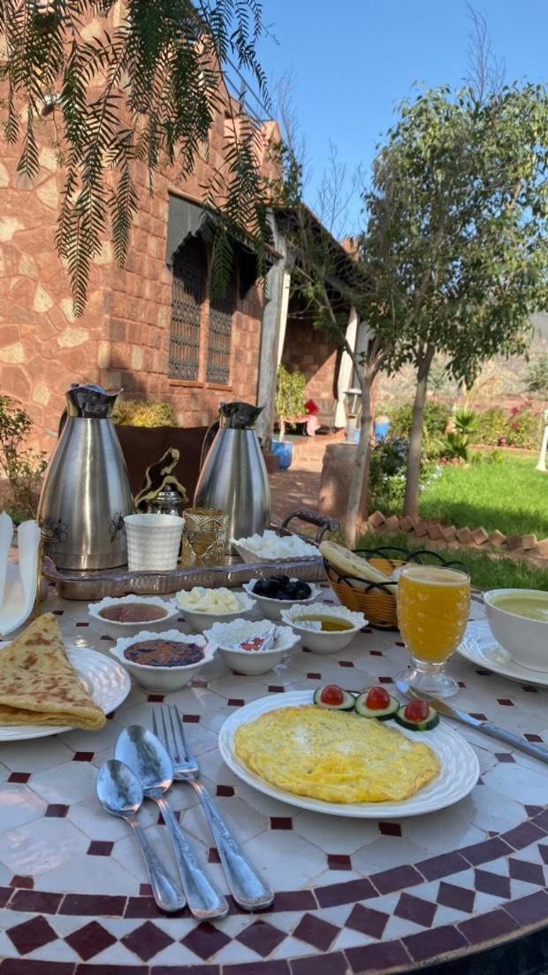 ホテル Les Jardins Yasmina Bin El-Ouidane エクステリア 写真