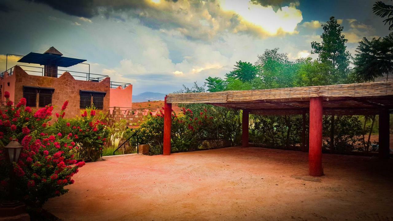 ホテル Les Jardins Yasmina Bin El-Ouidane エクステリア 写真