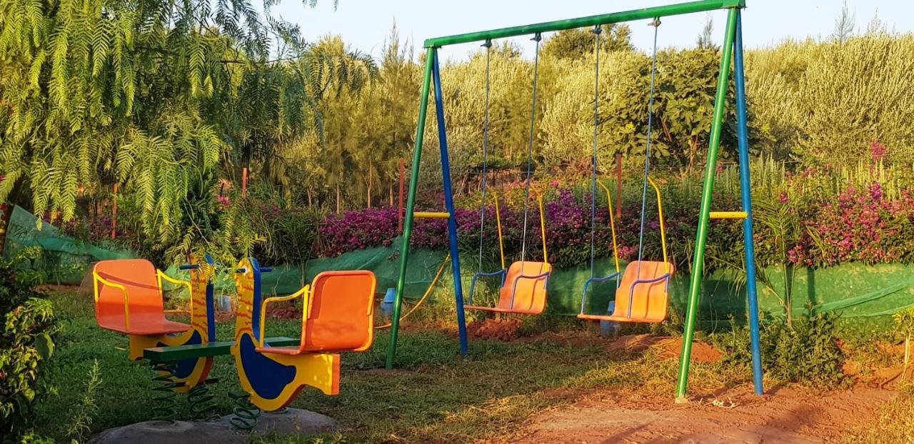 ホテル Les Jardins Yasmina Bin El-Ouidane エクステリア 写真